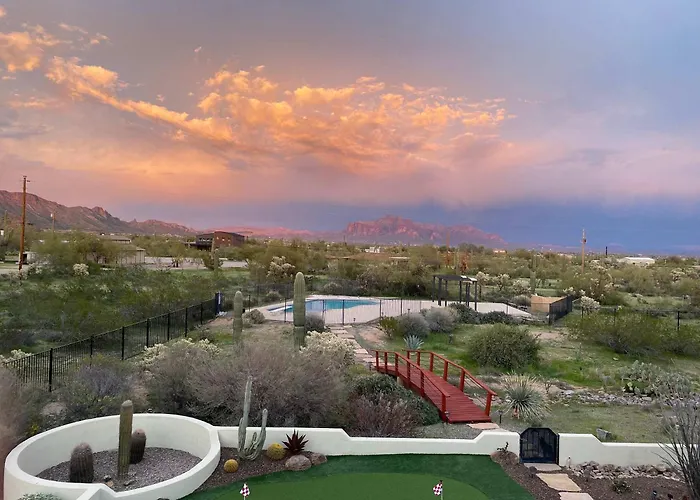 Holiday home East Desert And Mountain Views 5br Pool *